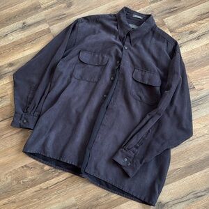 Van Heusen, Soft Suede Button Up Shirt. Size Large  16-16 1/2. Excellent cond!
